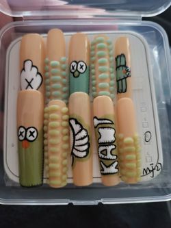 Press On Fake Nails