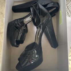 Black Heels Size 7