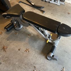 Hoist Fitness CF-3165 Incline/Decline Commercial Bench