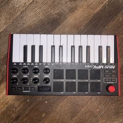 Akai MPK mini