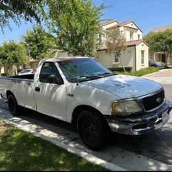 1999 ford F150 - Long Bed