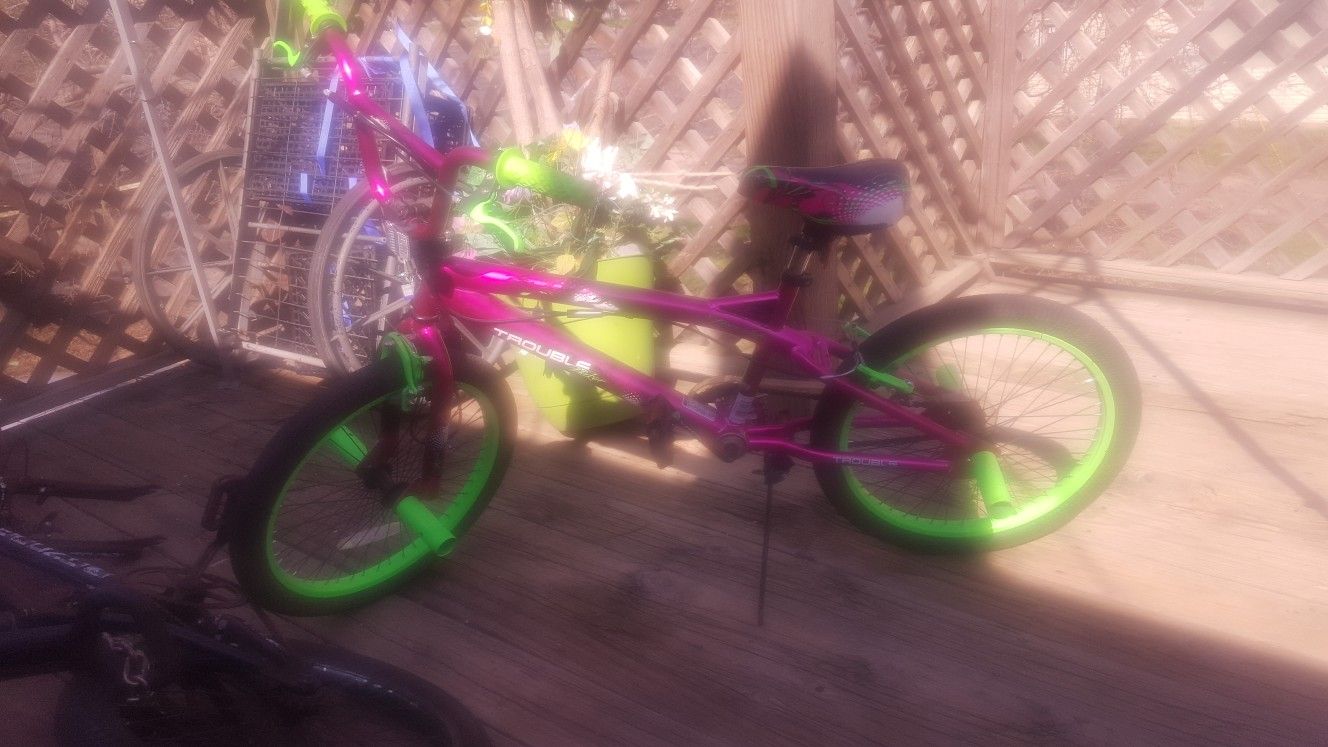 Kent trouble freestyle girls bike