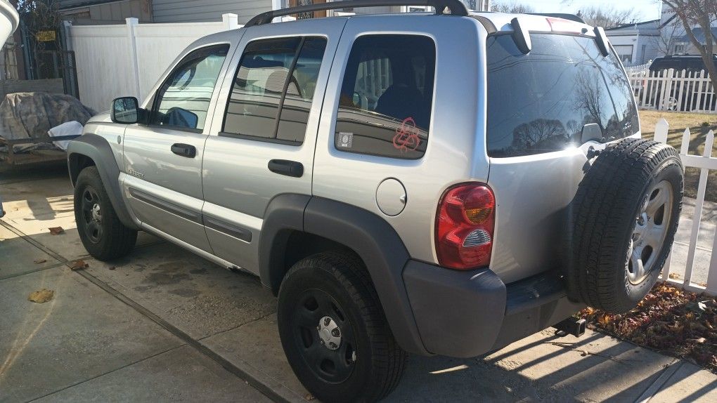 2004 Jeep Liberty