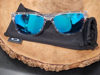 Oakley Holbrook Sunglasses – Clear Frame / Blue Lenses – Used