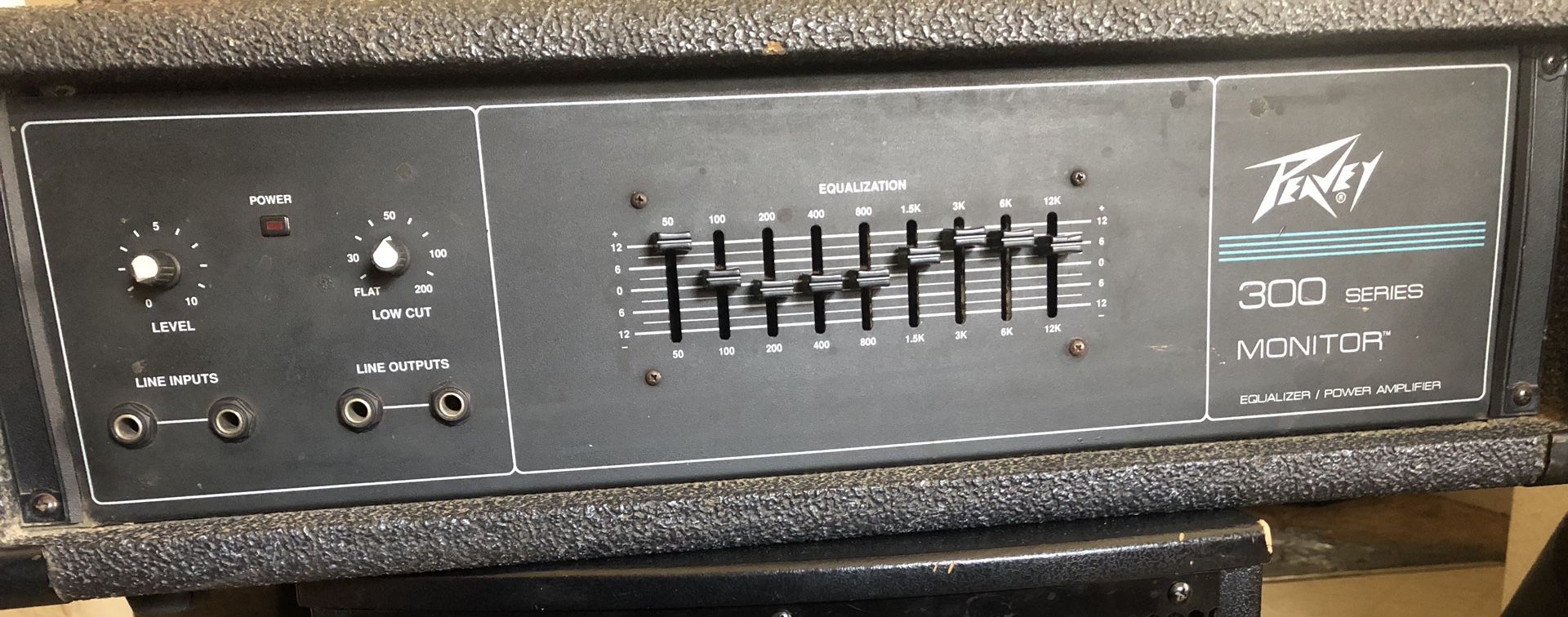 Peavy 300 Watt Monitor Amp With EQ