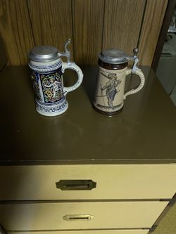 Zoiler And Born Vintage Beer  Steins  With Lids
