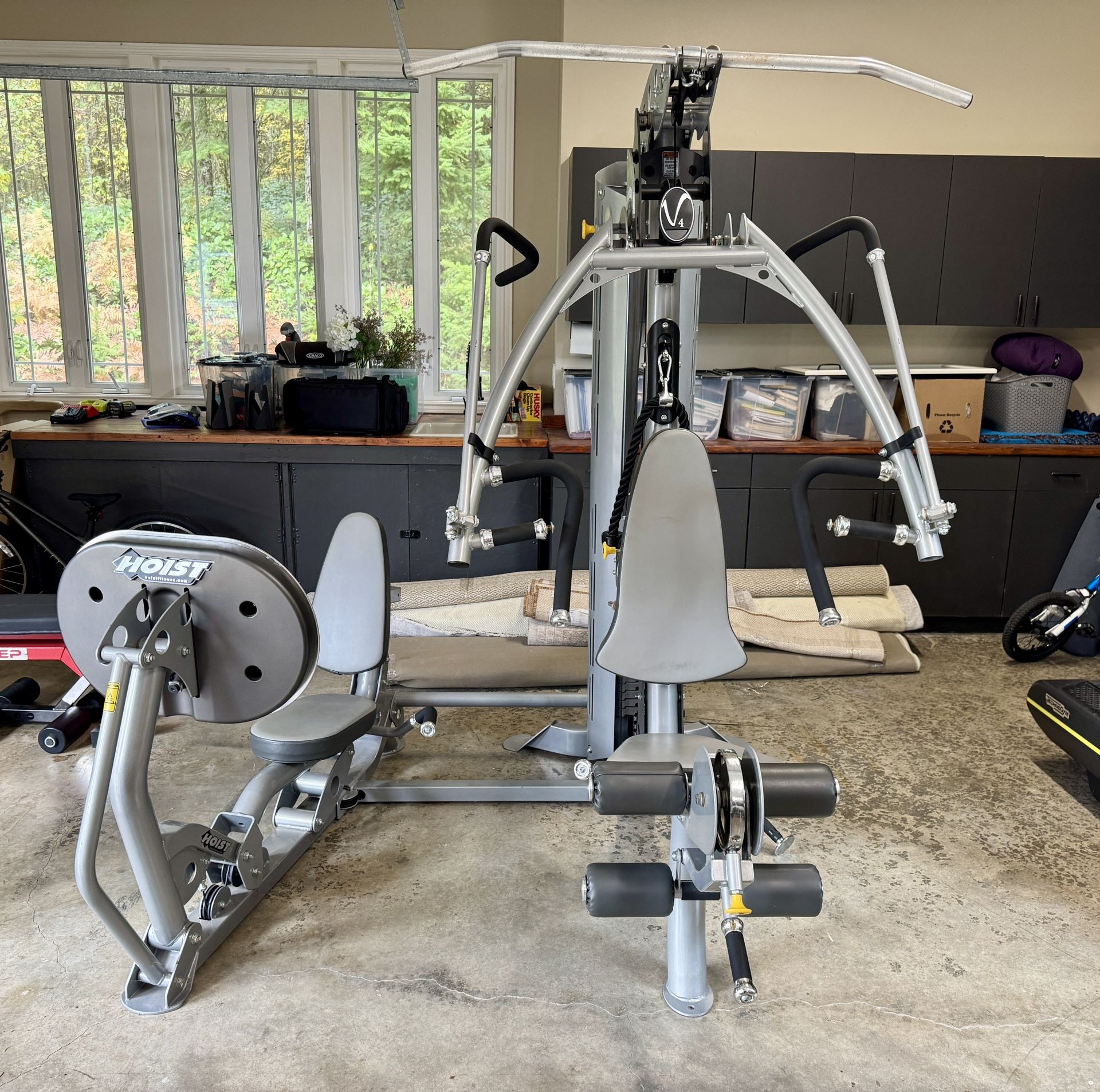 Hoist V4 Elite Home Gym