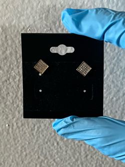10KT GOLD EARRINGS