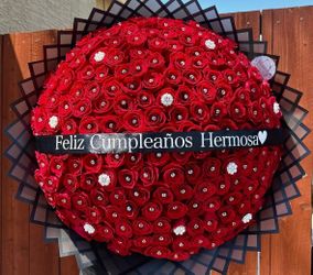 Ramo Buchon Rose Bouquet 100-200-300 Roses