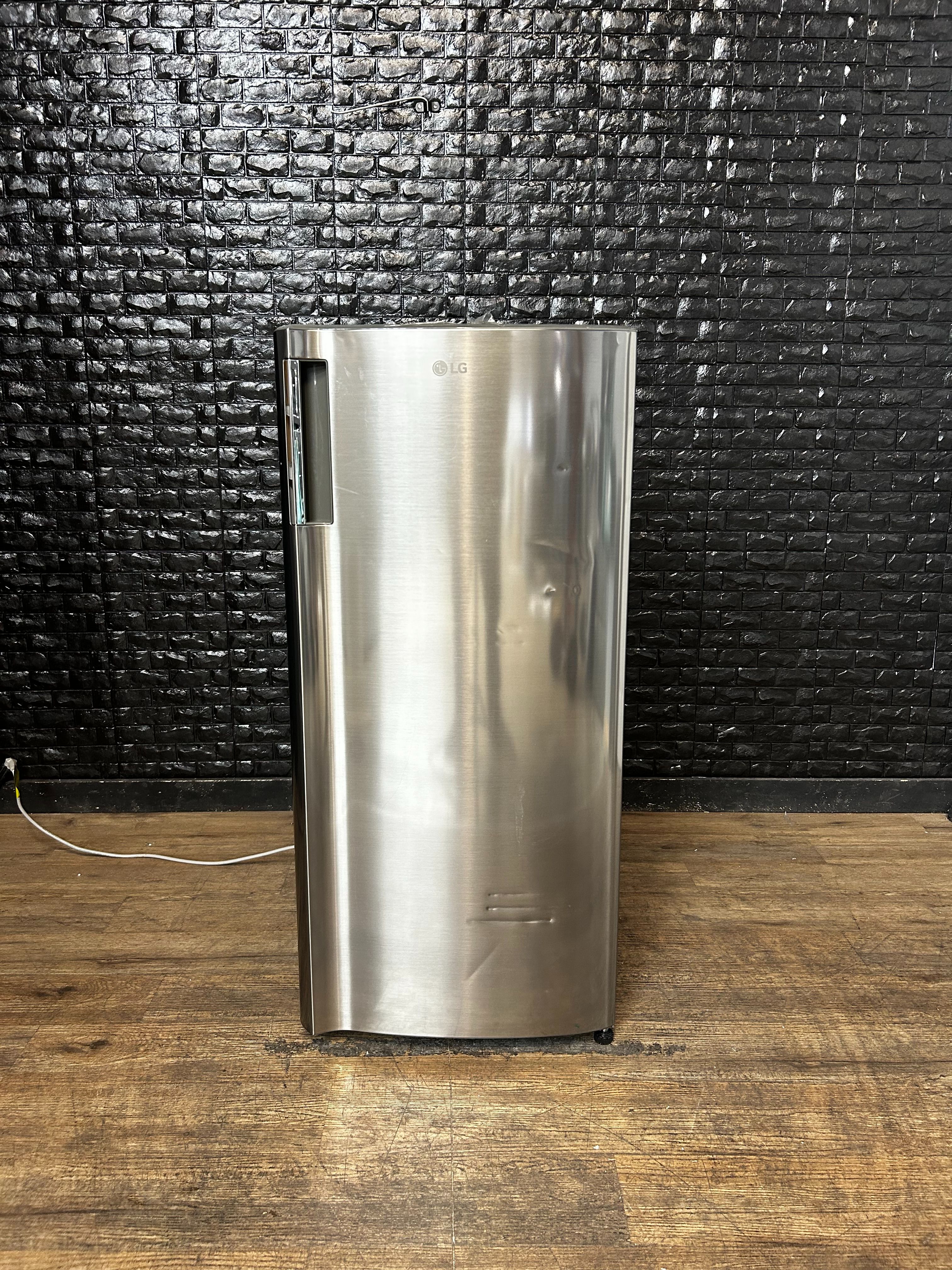 LG MINI REFRIGERATOR w/WARRANTY! R2762A