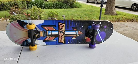 Tony Hawk Skateboard