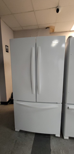 Whirlpool French Door Fridge – White, Bottom Freezer, Clean