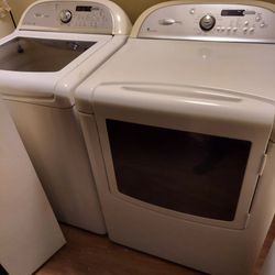 Whirlpool a matching set 