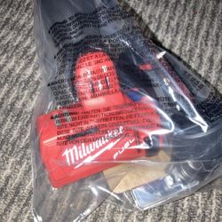 MILWAUKEE M12 FUEL 12V Lithium-Ion Brushless Cordless 3 in. Cut Off Saw•NEW•