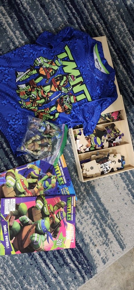 TMNT Lover Bundle! Shirt Sz 6/7 Puzzle Toys Clothing Books