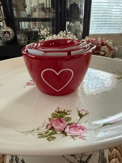 Rae Dunn Red Heart Measuring Cups ♥️