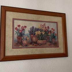 FLOWER PICTURE IN WOODEN FRAME