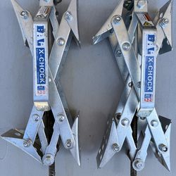 BAL X-Chock Tire Locking Wheel Stabilizer