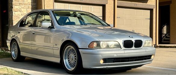 2001 BMW 525i