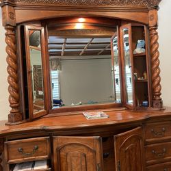 Super Intricate Dresser With Light And Storage