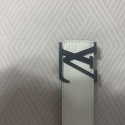 LV BELT like New