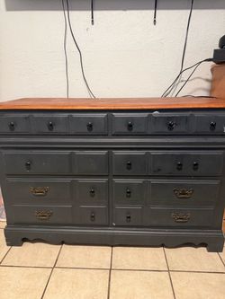 Dresser