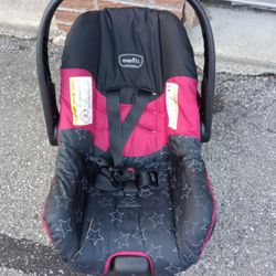 Baby Car Seat/Carrier 