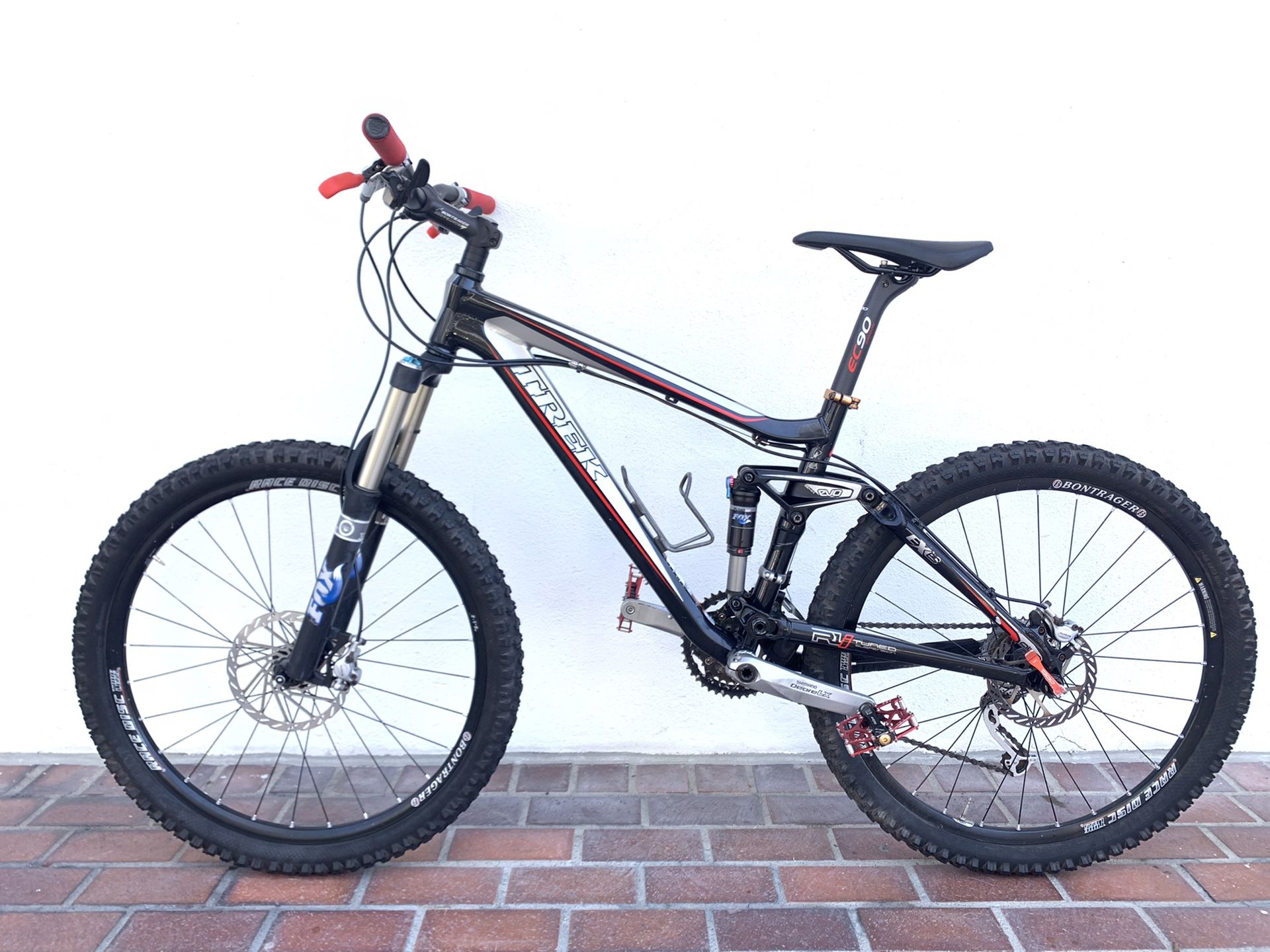 Trek mountain bike full suspension