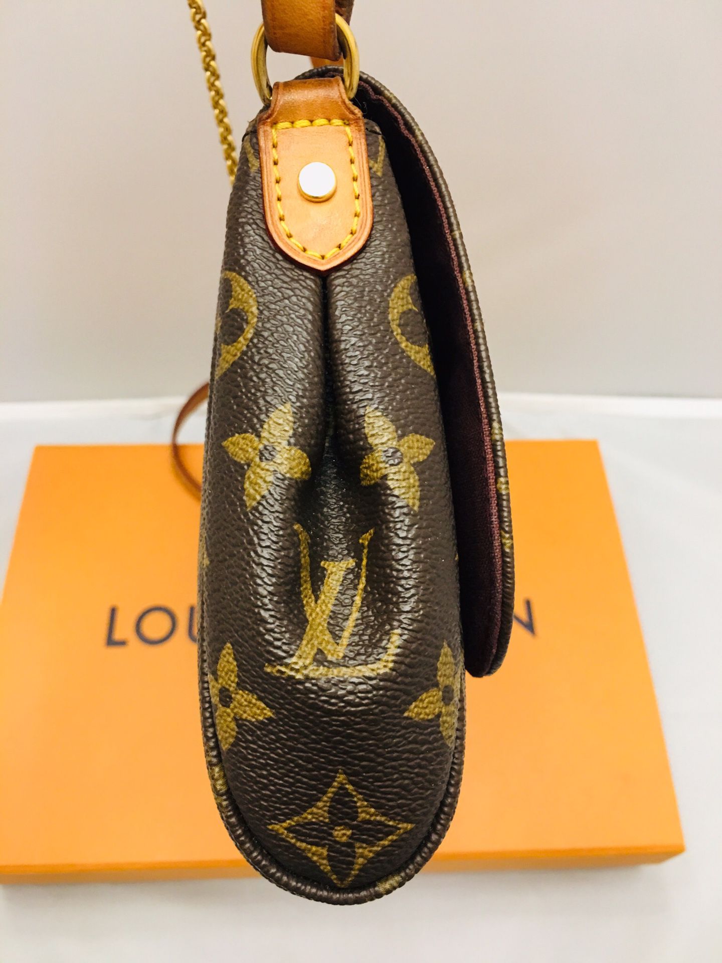 Louis Vuitton Favorite MM Damier Ebene for Sale in Riverside, CA - OfferUp
