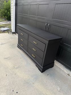 Ashley Furniture Black 6-Drawer Dresser with Gold Handles