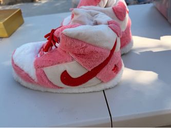 Nike slippers