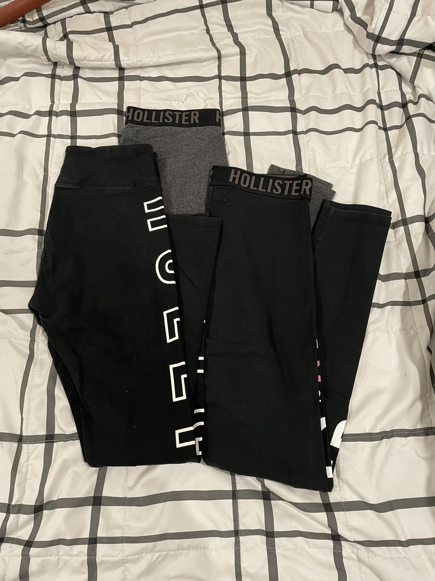 hollister - 3 pairs of leggings