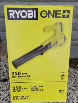 BLOWER RYOBI 18V BATTERY AND CHARGER INCLUDED