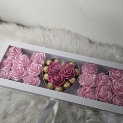 Mother's Day Box Roses 