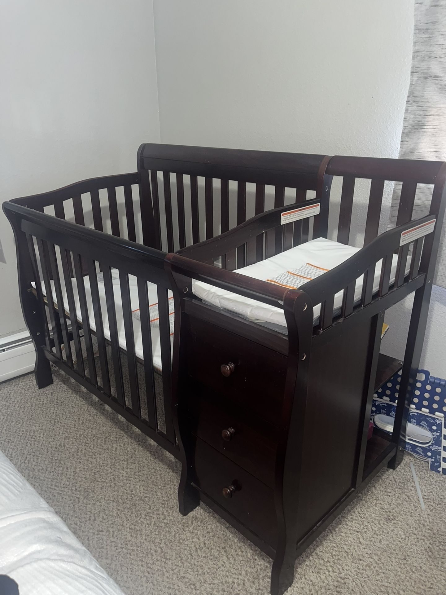 Crib With changing Table
