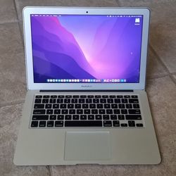 Apple Macbook Air 13-inch 2017 (Near Mint)