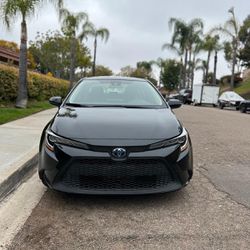 Toyota Hybrid LE 2020