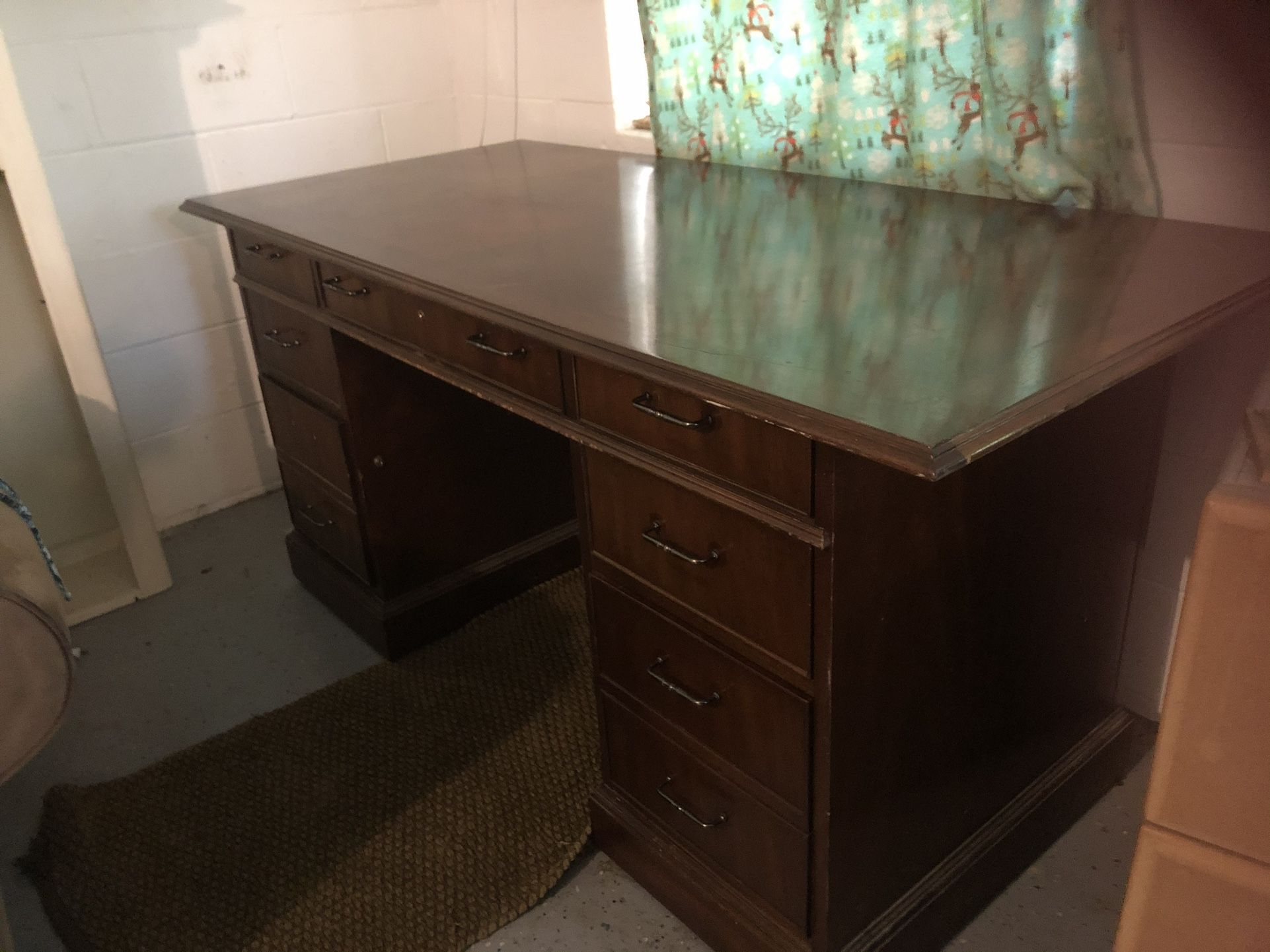 Vintage National MtAiry Desk