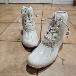 Women's London Fog "Wilde" sherpa duck boots - size 10