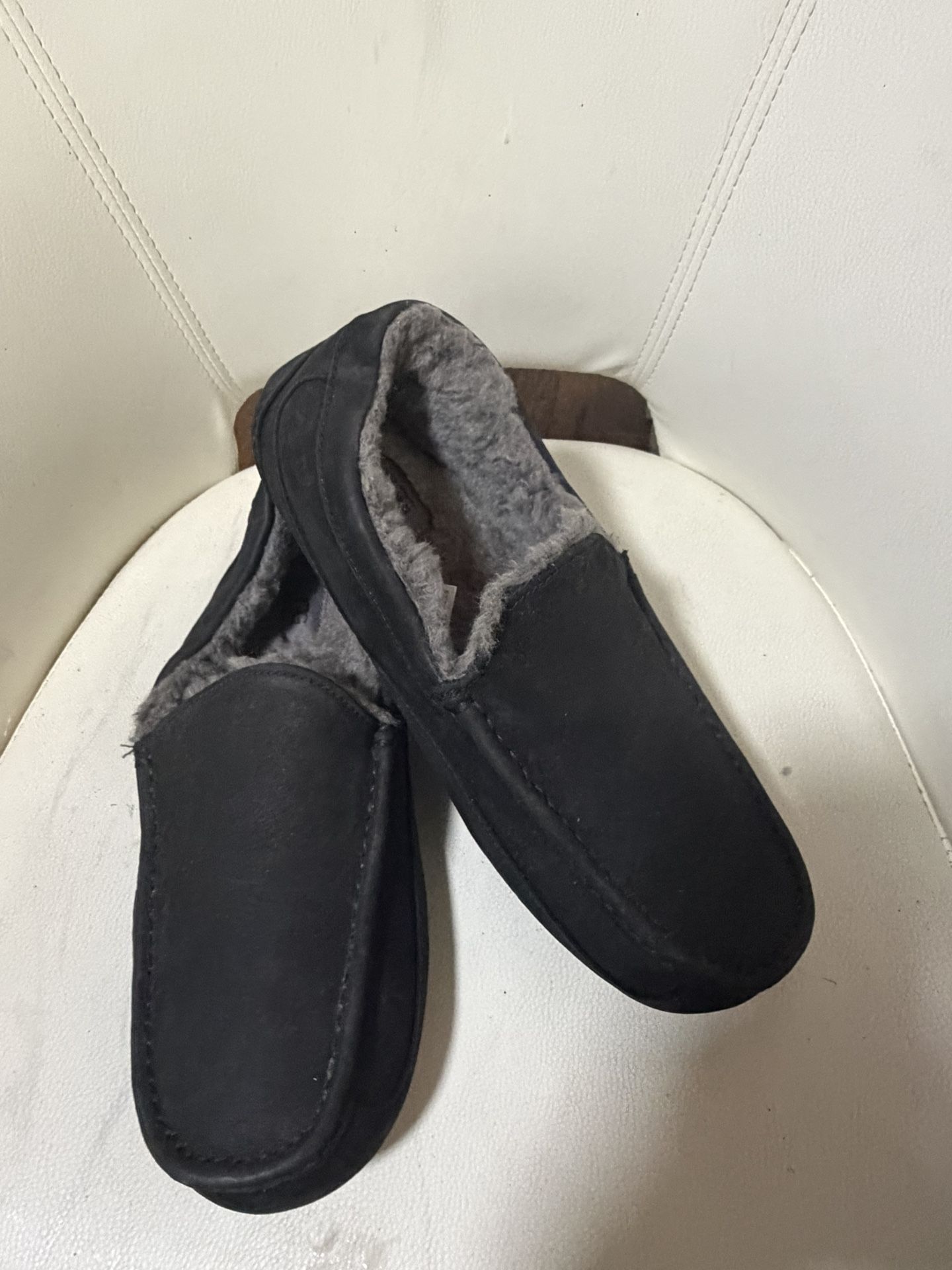 Ugg Size 12 Moccasin Men