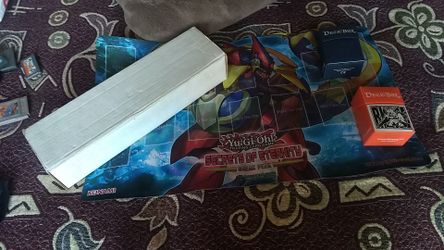 Yu-Gi-Oh lot