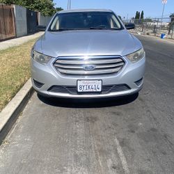 2014 Ford Taurus