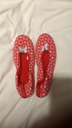 Brand new Victoria’s Secret Slippers Size Small