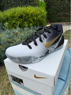 Kobe Potro 9 Low Mambacita Size 8.5 Brand New / DS
