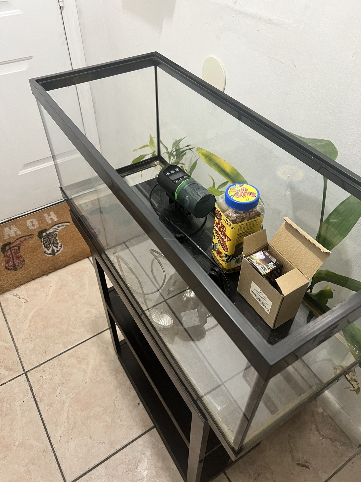 Fish/Turtle Tank With Stand