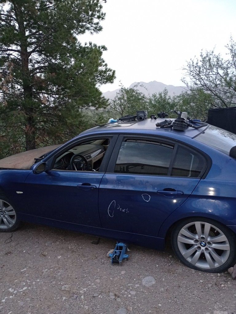 Bmw Car ,For Parts Or All The Car