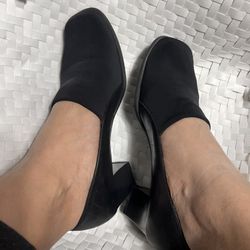 Aerosoles Comfortable Women's Heeled Pump in Black Stretch Fabric office