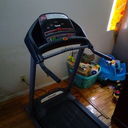 400t Triumph Treadmill Back Up For Sale! (Video included).