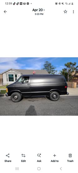 1993 Dodge Ram Van