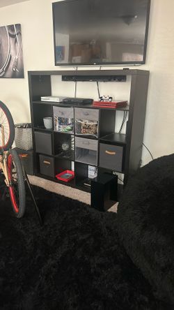 entertainment center with pockets